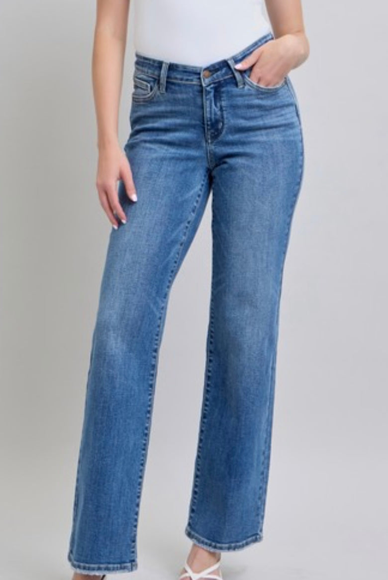HW V front vintage wash