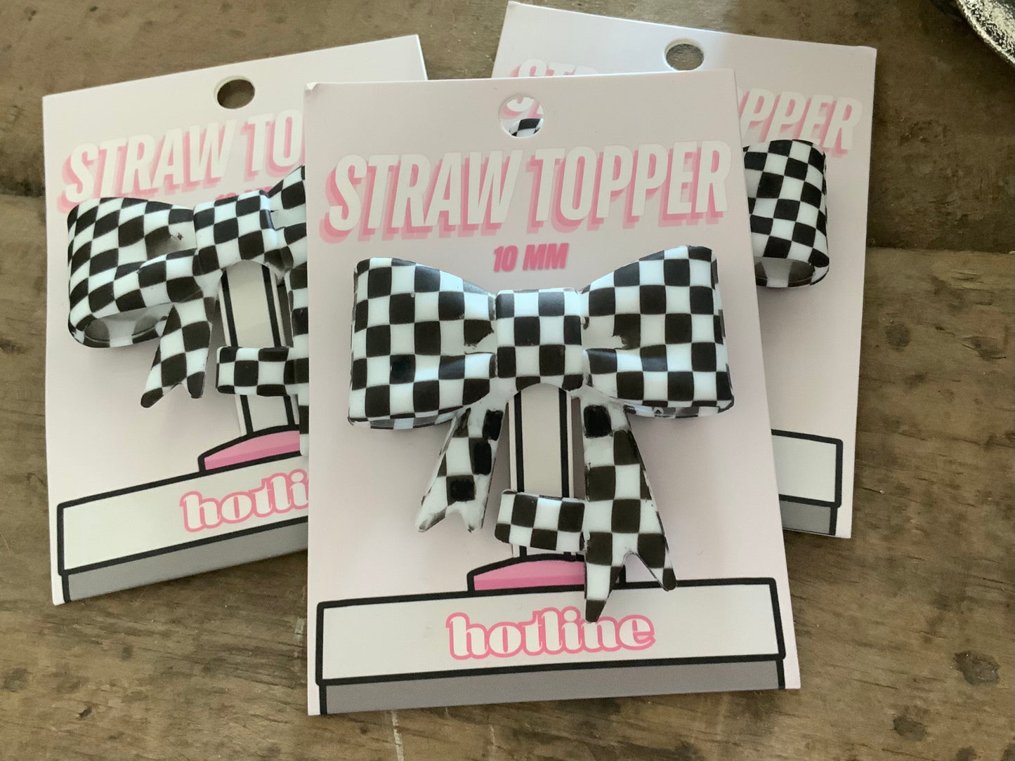 Bow straw topper