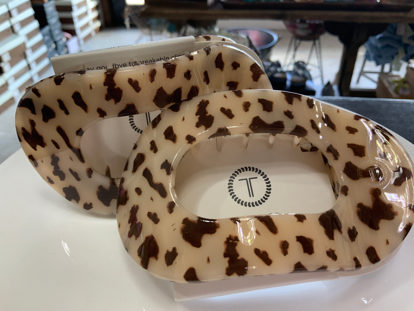 Tan leopard large teleties