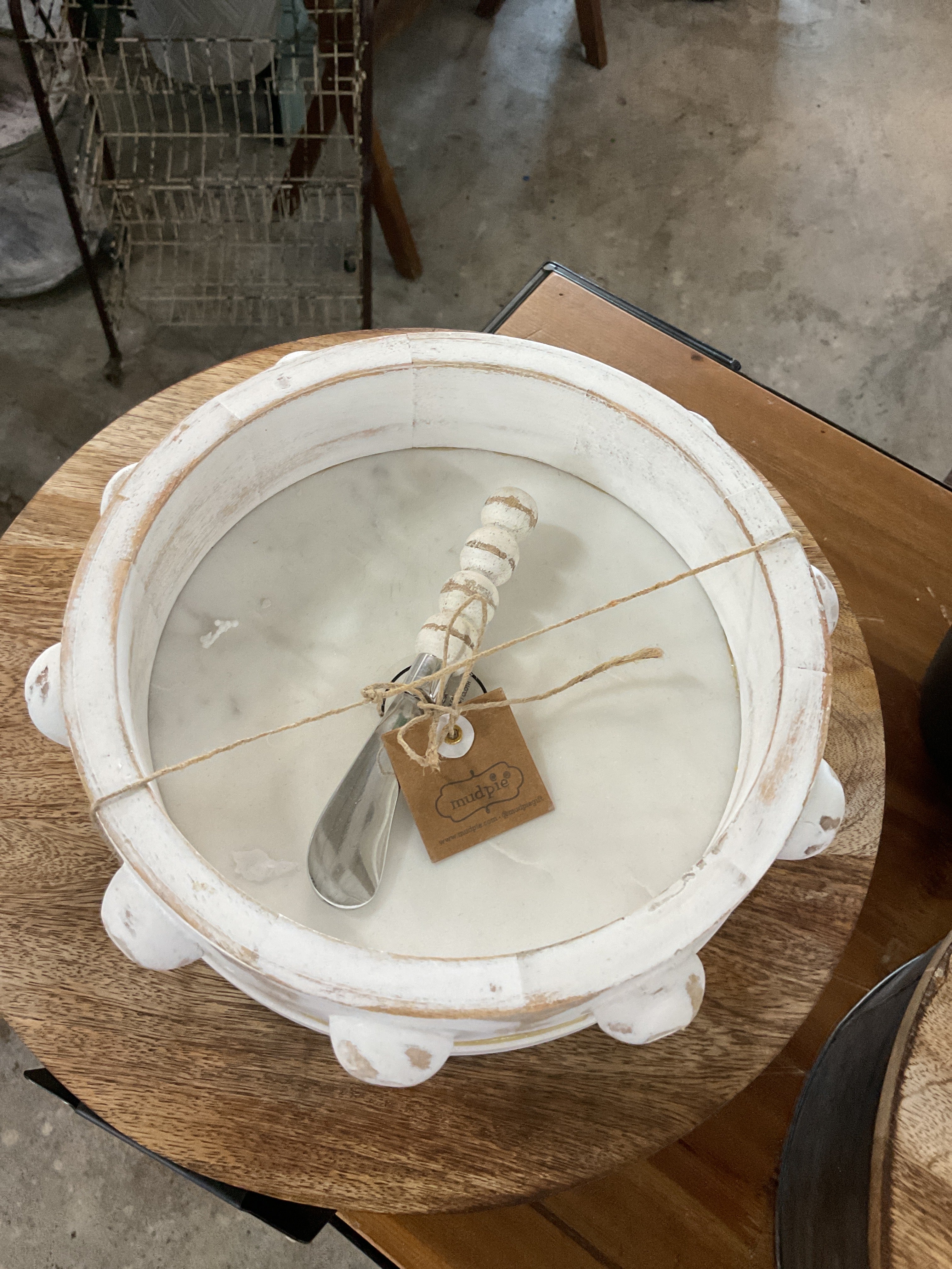White tray set