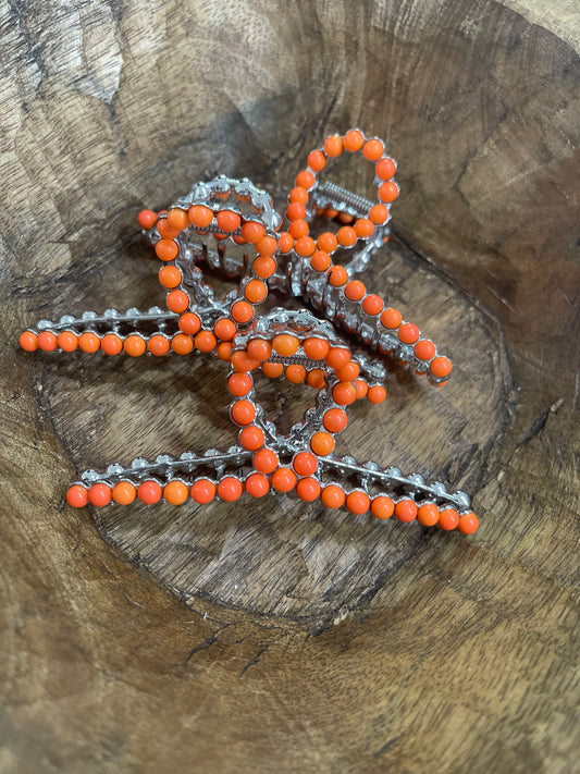 Orange clip