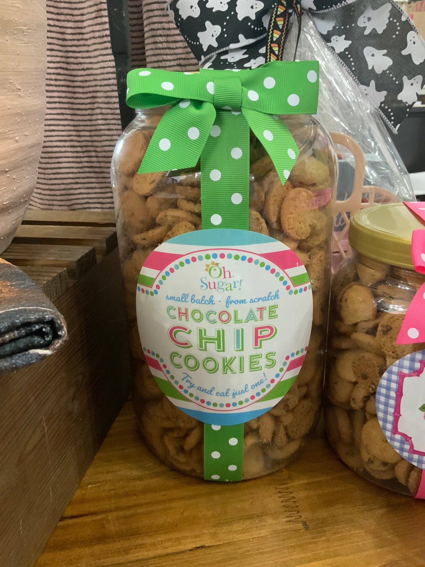 Extra large chocolate chip cookies