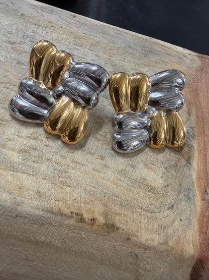 2tone square studs