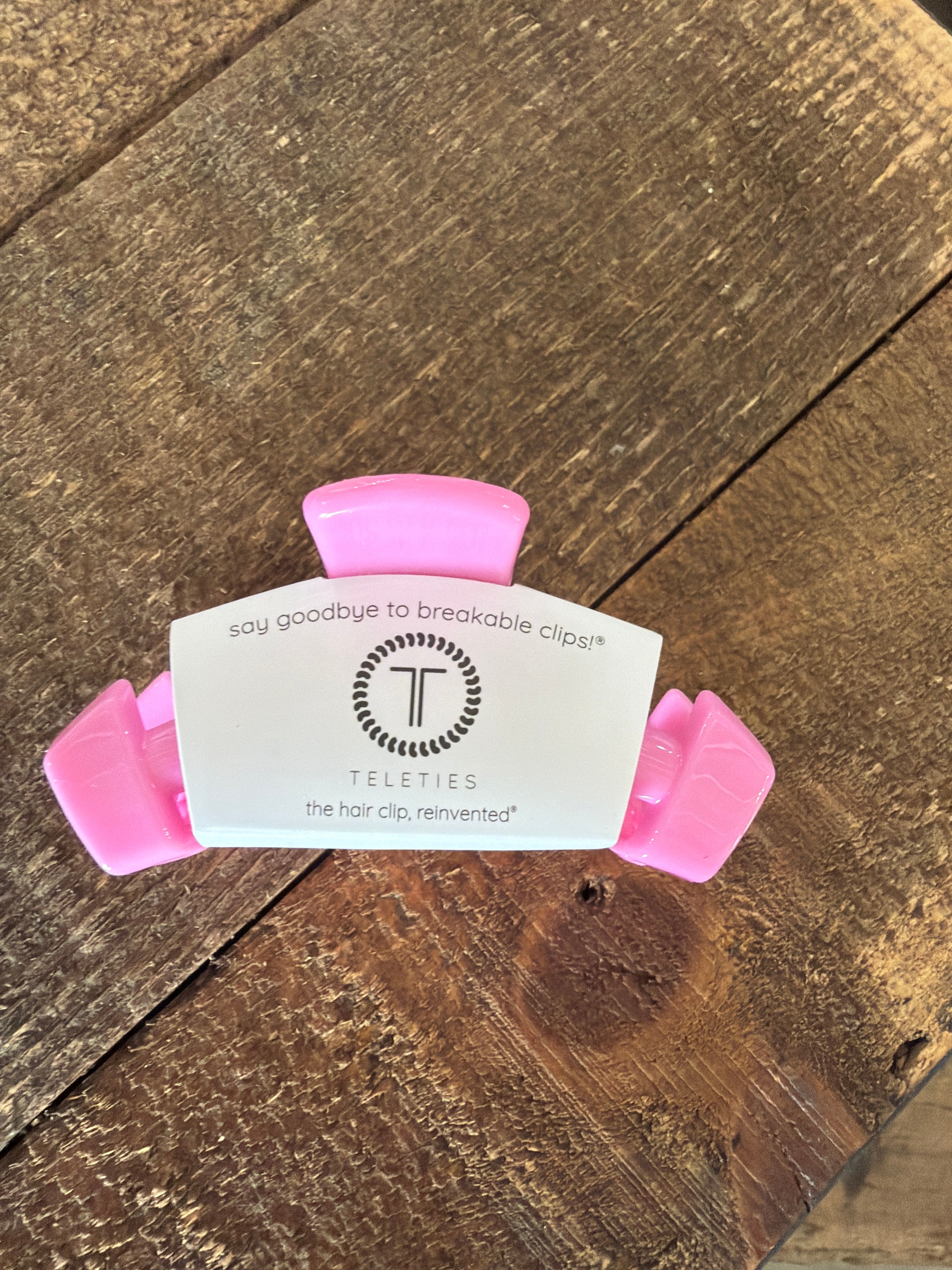 Pink medium clip