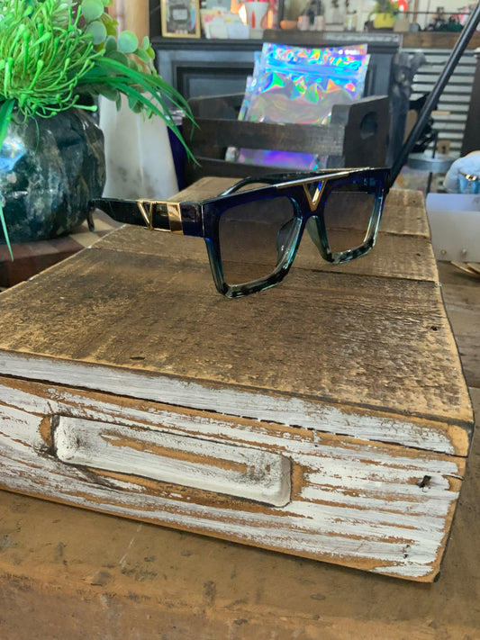 Blue tort sunglasses