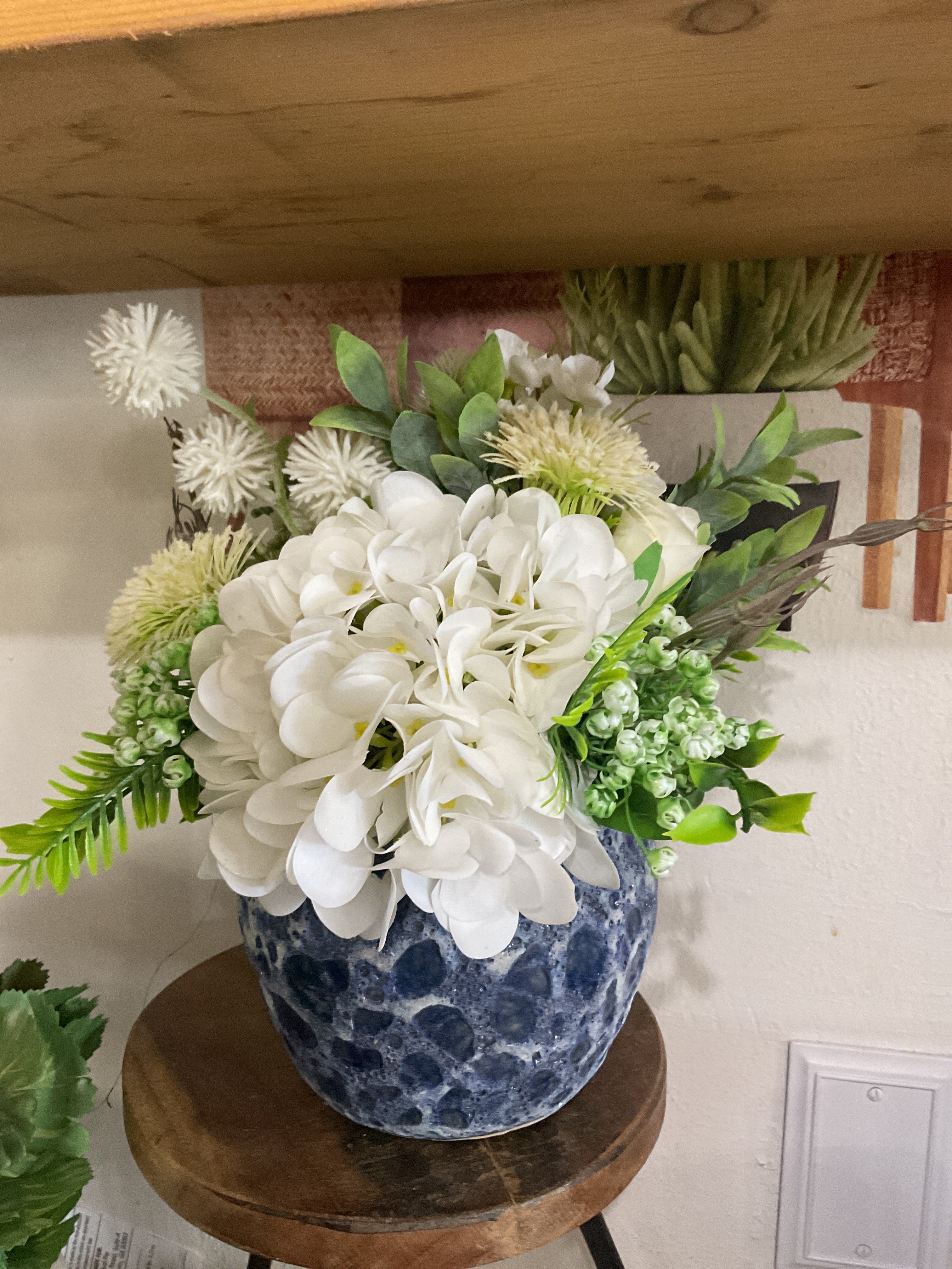 Blue & white flower vase