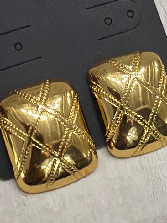 Gold squares