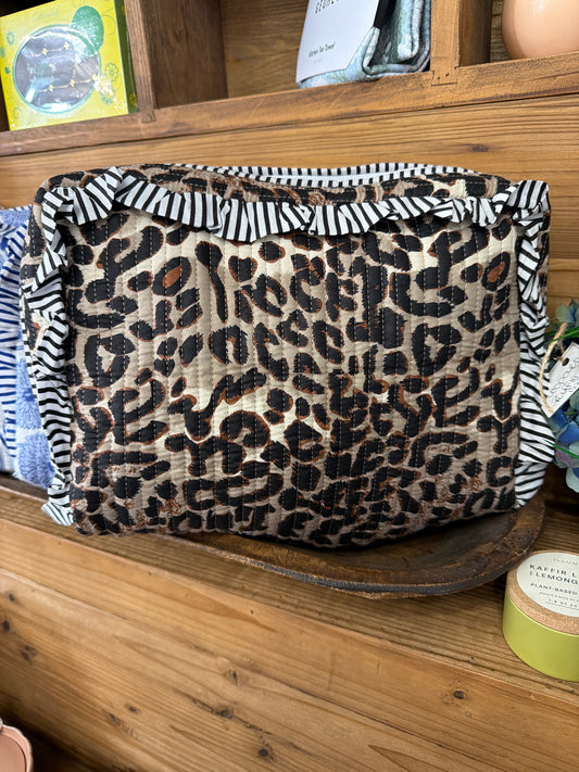 Leopard ruffle bag