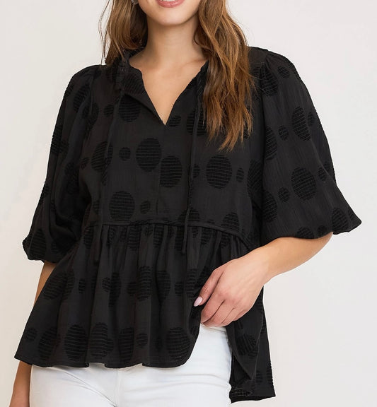 Black dot top