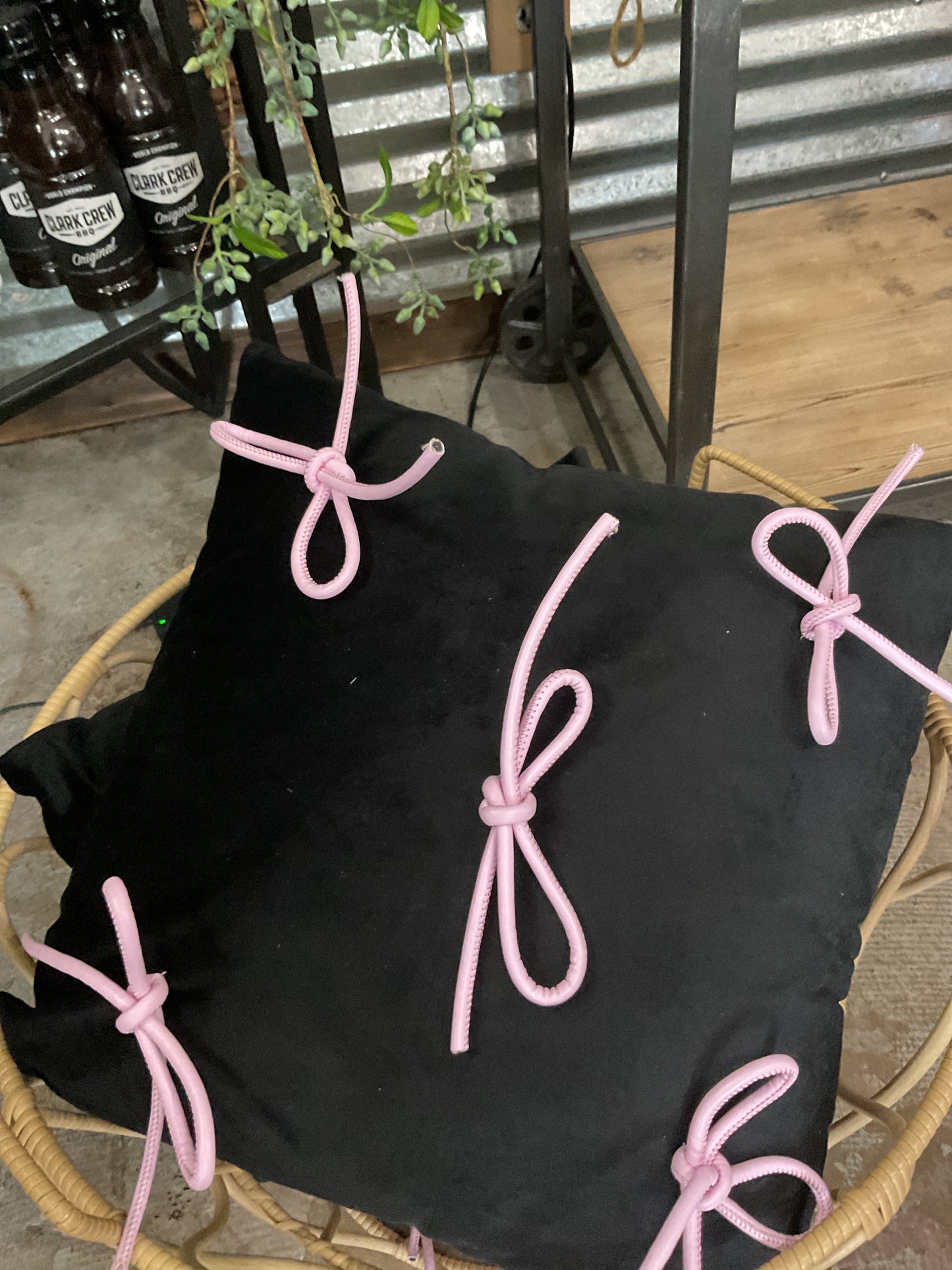 Black bow pillow