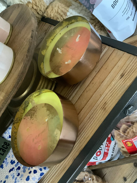 Coconut milk mango candle