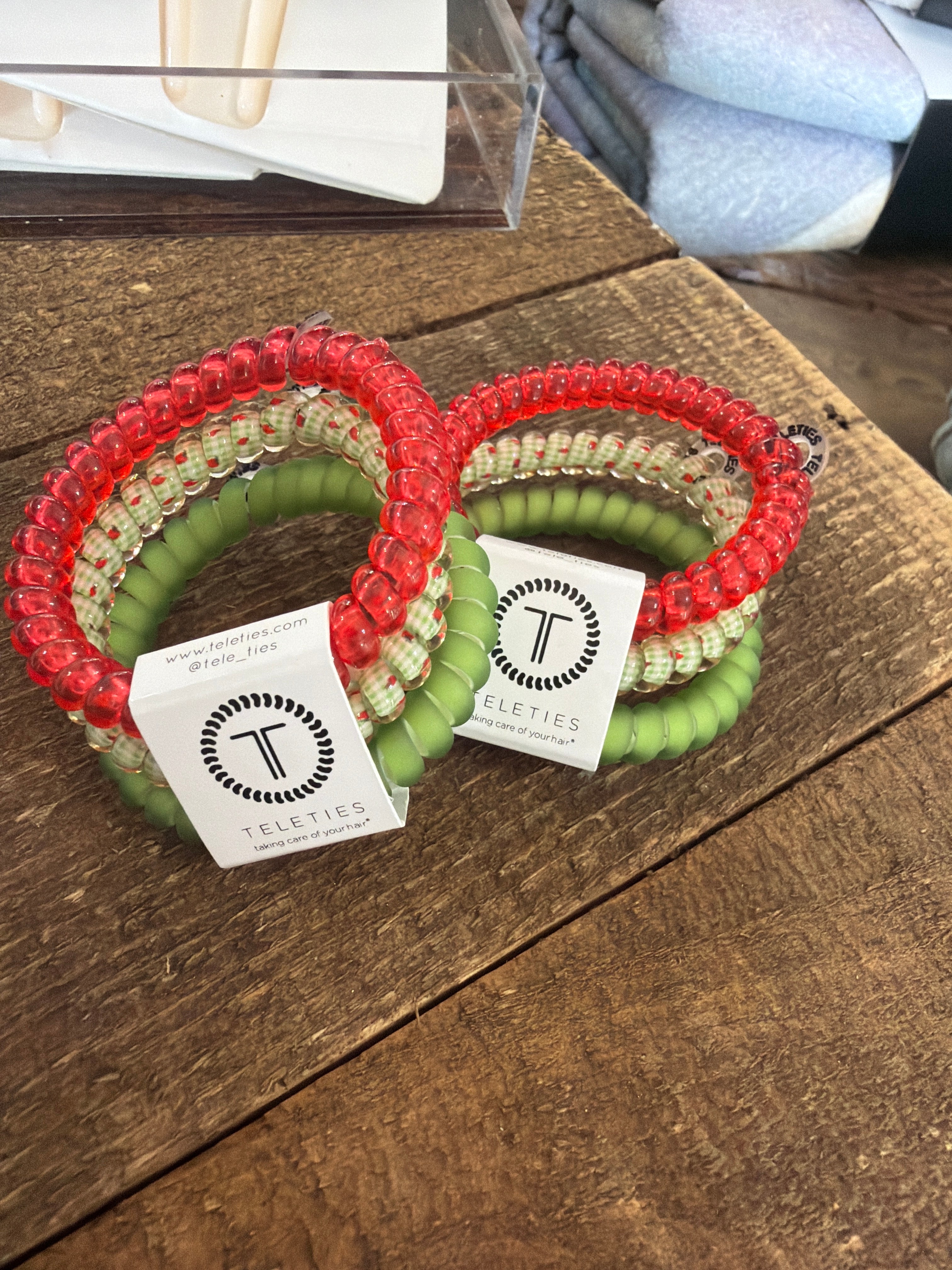 Tomato hair ties