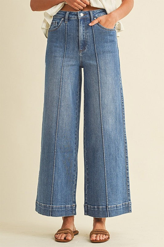 Wide leg jeans