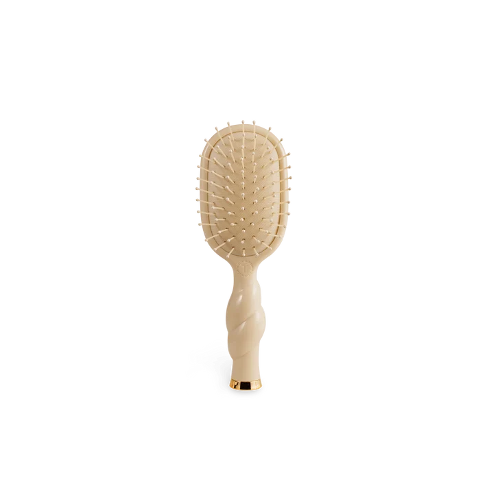 Tan mini detangler