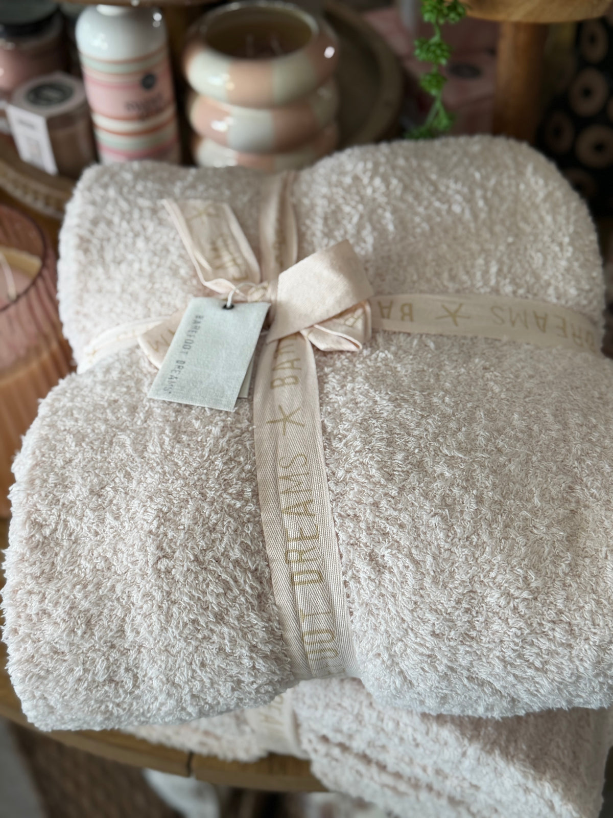 Cozy chic throw pink