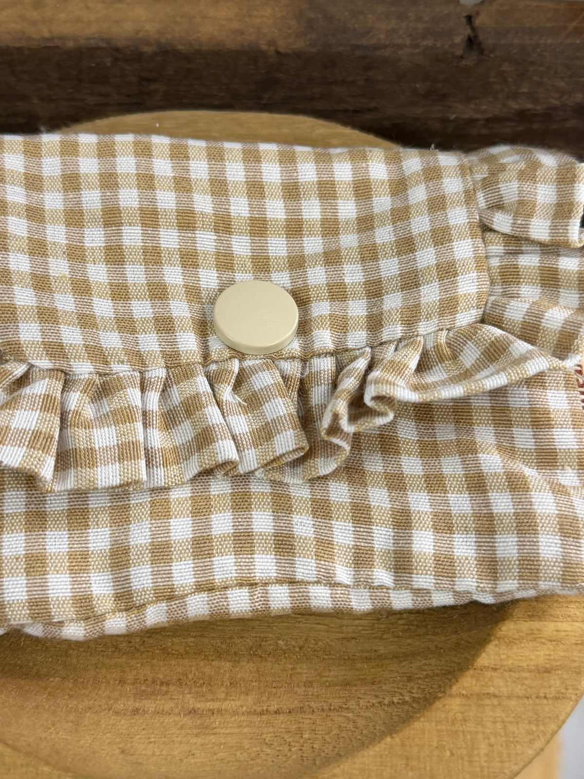 Tan coin purse